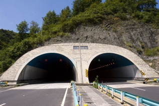 岳阳隧道渗漏水解决方案